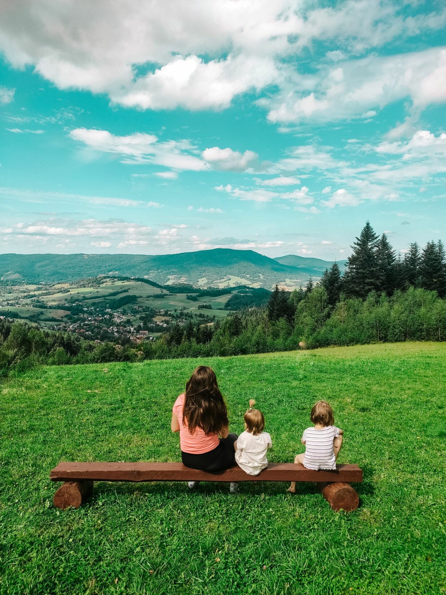 Maciejowa — szlak i górska sceneria